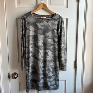Jane & Delancey camo sweatshirt dress